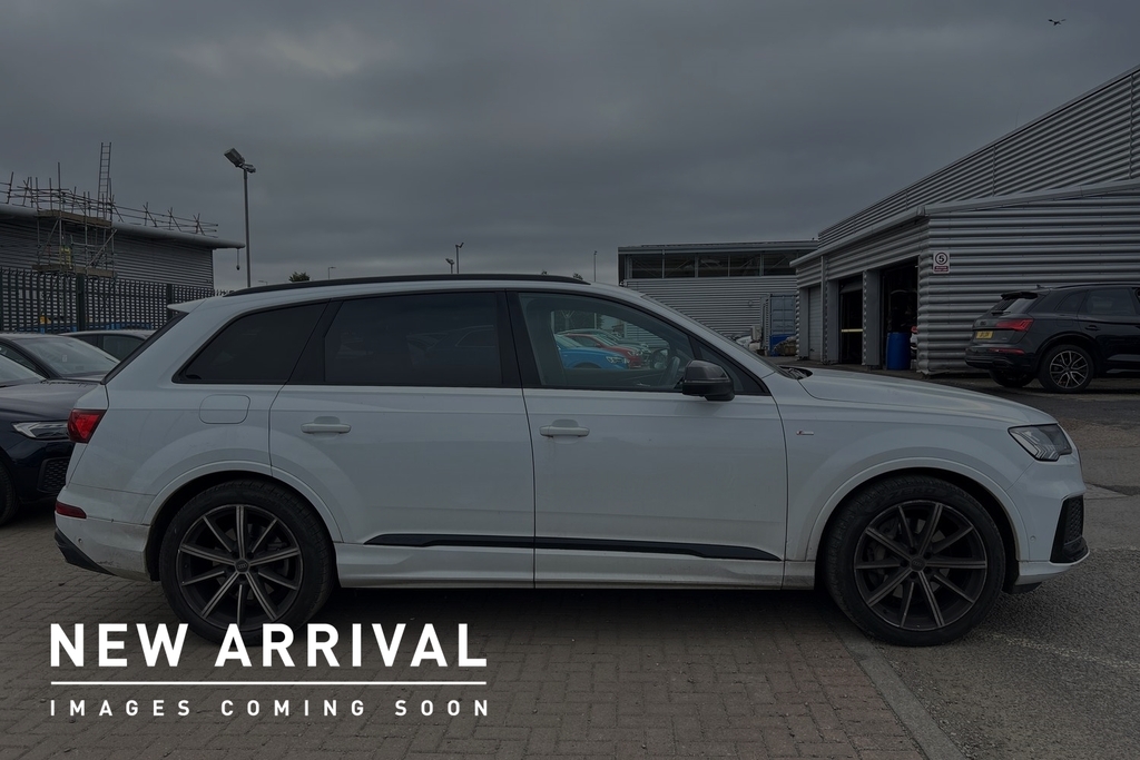 Audi Q7 Black Edition 50 Tdi Quattro 286 Ps Tiptronic White #4