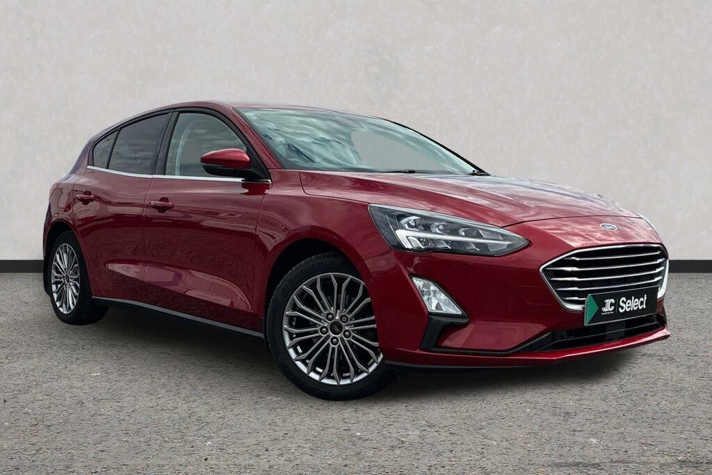 Ford Focus 1.0 Ecoboost Hybrid Mhev 125 Titanium X Ed Red