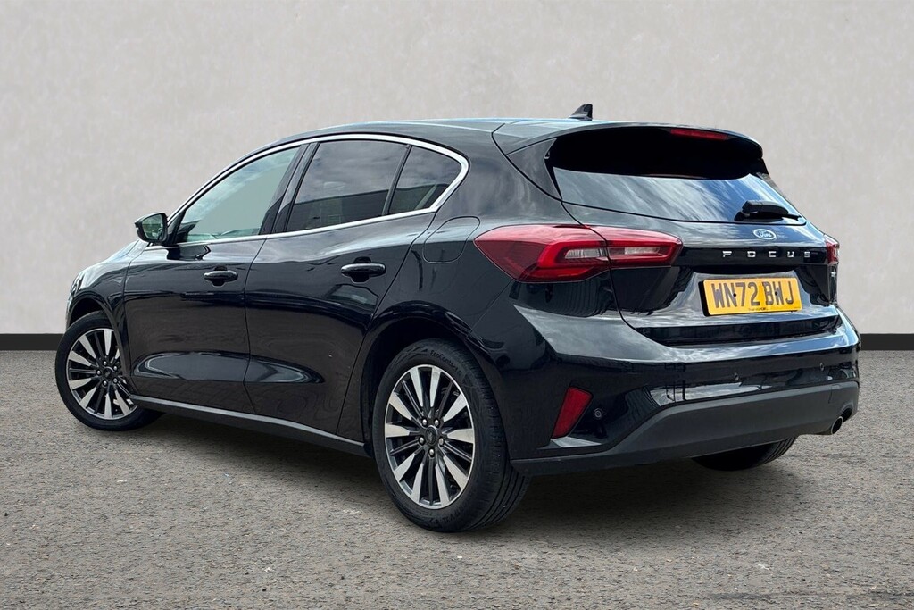 Ford Focus 1.0 Ecoboost Hybrid Mhev 155 Titanium Vignale Black #3