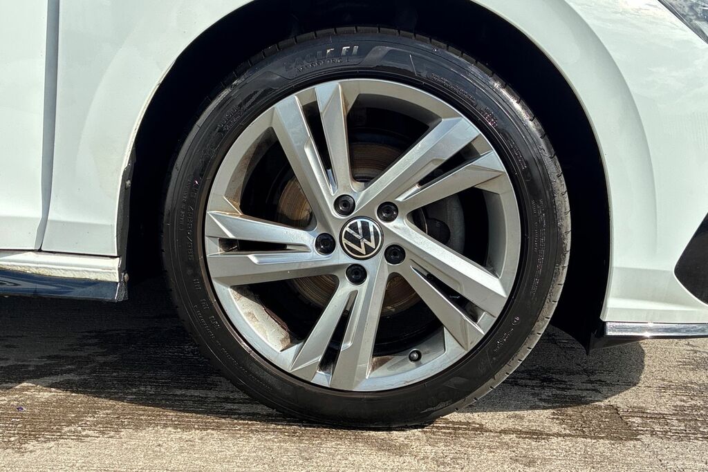 Volkswagen Golf 1.5 Etsi 150 R-line Dsg White #5