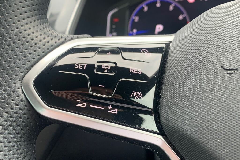 Volkswagen Tiguan Flift 2.0Tdi 150Ps R-line Scr 4M White #14