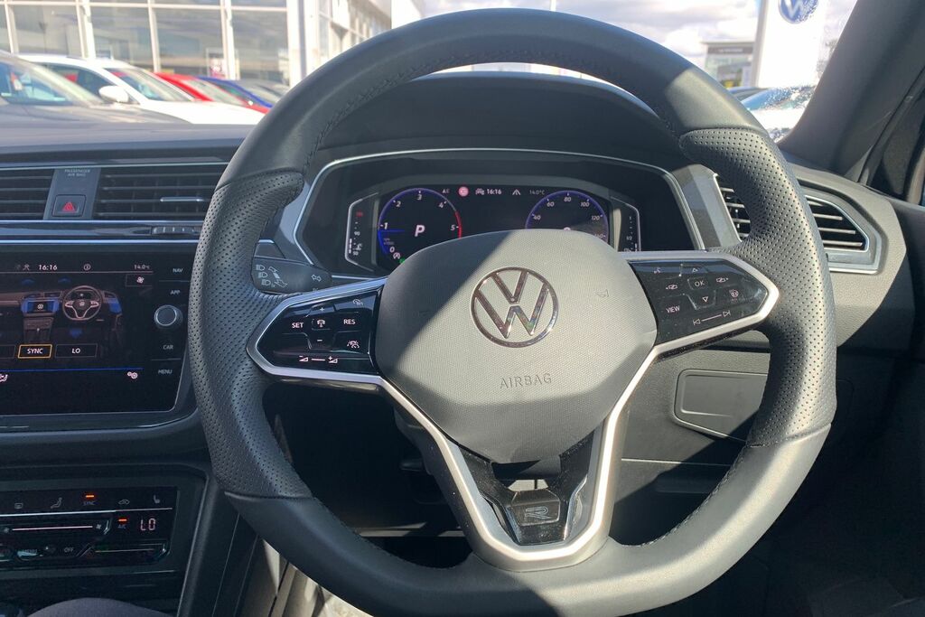 Volkswagen Tiguan 1.4 Tsi Ehybrid Life Dsg Black #13
