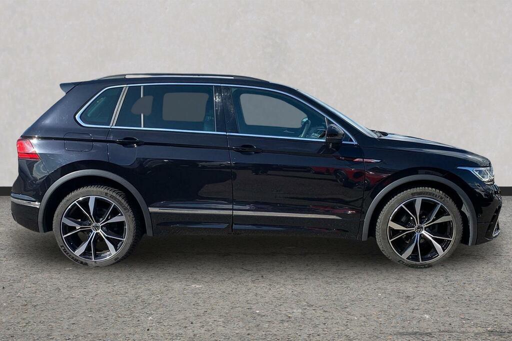 Volkswagen Tiguan 2.0 Tdi 4Motion R-line Dsg Black #4