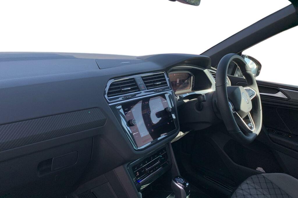 Volkswagen Tiguan 2.0 Tdi 4Motion R-line Dsg Black #2