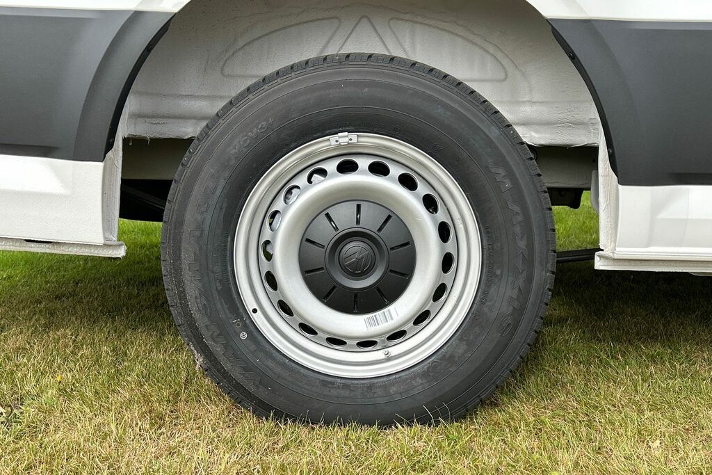 Volkswagen Crafter 2.0 Tdi 140Ps Commerce High Roof Van White #5