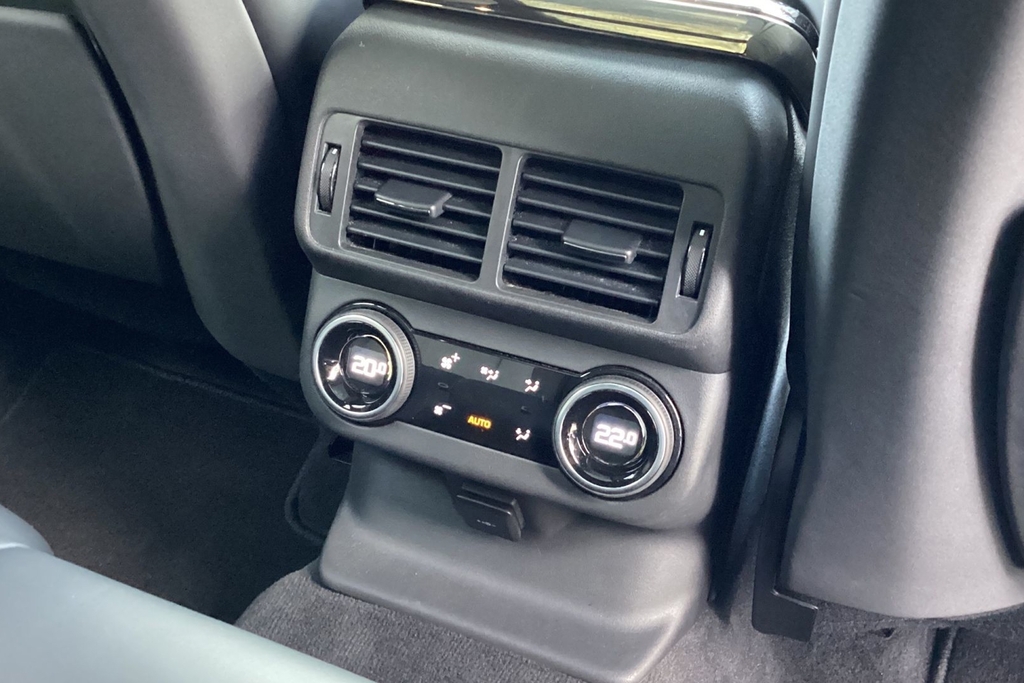 Land Rover Range Rover Velar Land Rover Estate 2.0 P250 Edition White #18