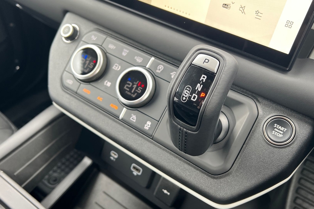 Land Rover Defender 90 3.0 P400 Mhev Xs Edition Suv 4Wd E Black #13