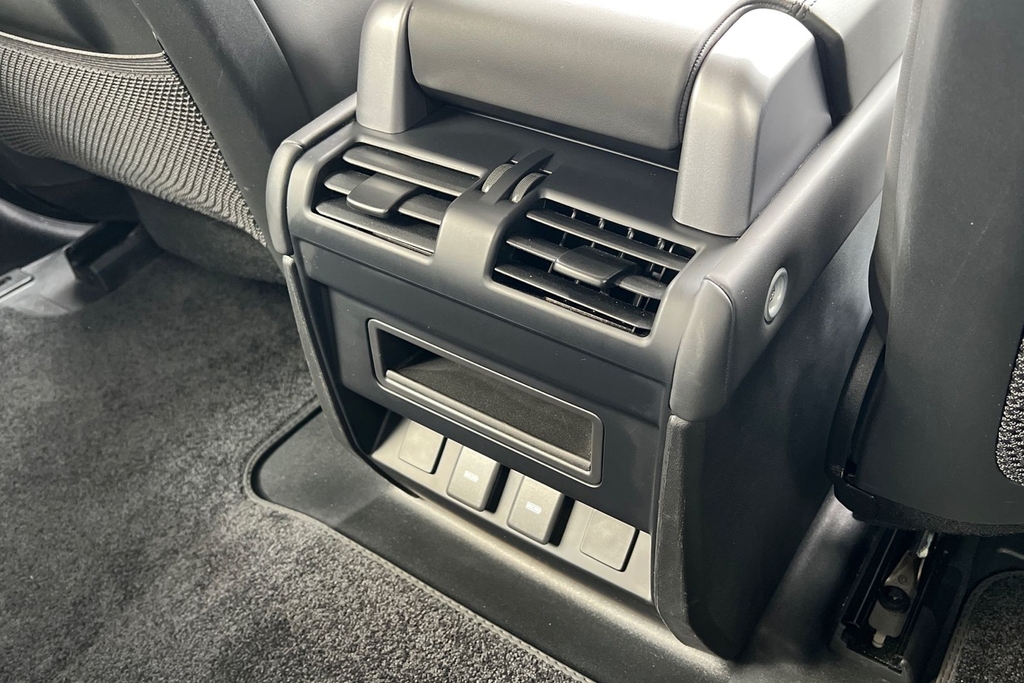 Land Rover Defender 90 3.0 P400 Mhev Xs Edition Suv 4Wd E Black #18