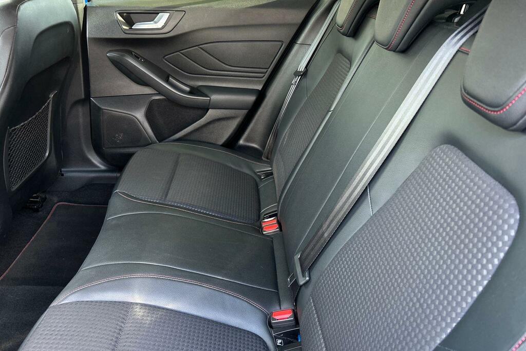 Ford Focus Estate 1.0T Ecoboost Titanium Euro 6 Ss 20 Blue #9