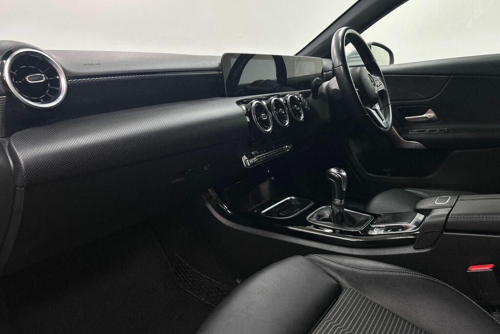 Mercedes-Benz A Class 1.3 A180 Sport Executive 7G-dct Euro 6 Ss Silver #6