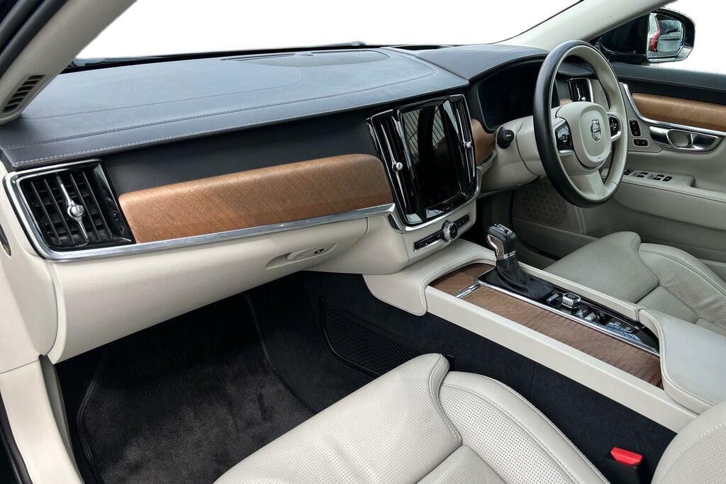 Volvo S90 T5 Inscription Plus Black #2