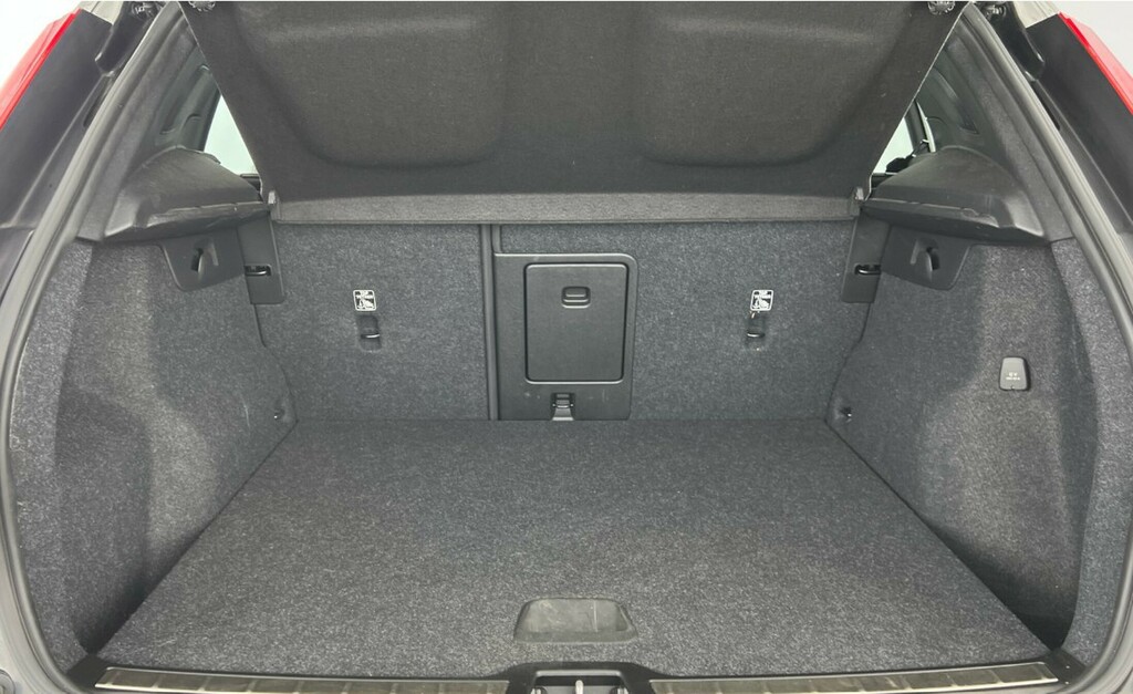 Volvo XC40 Inscription, T3 Black #5
