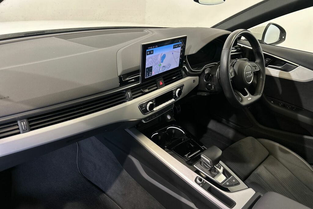 Audi A4 S Line 35 Tfsi 150 Ps S Tronic White #2