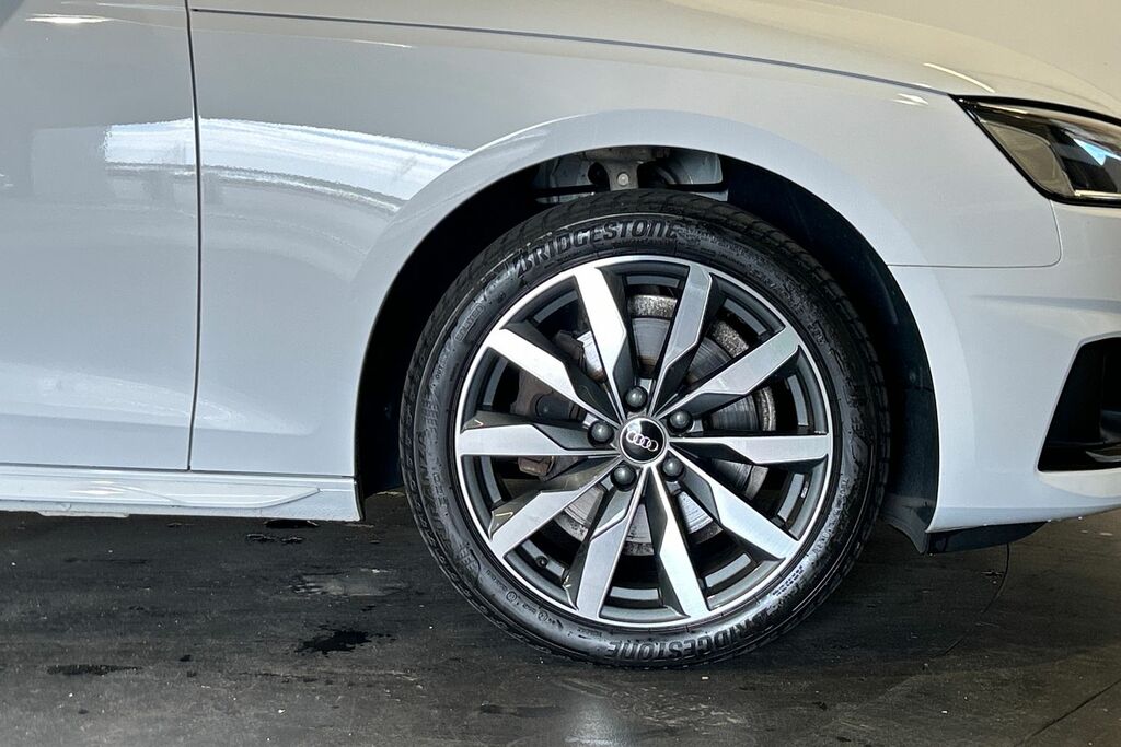 Audi A4 Sport Edition 35 Tfsi 150 Ps S Tronic White #5