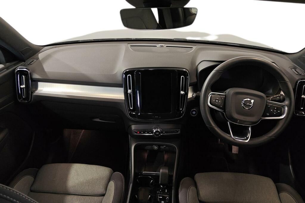 Volvo XC40 2.0 B3p Plus Dark Grey #6