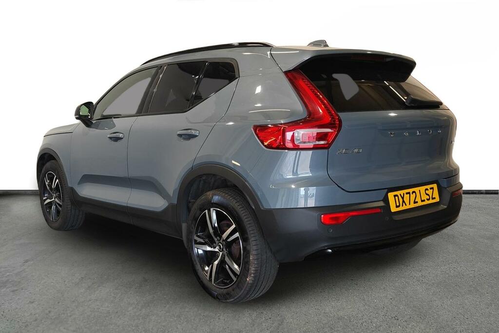 Volvo XC40 2.0 B3p Plus Dark Grey #3