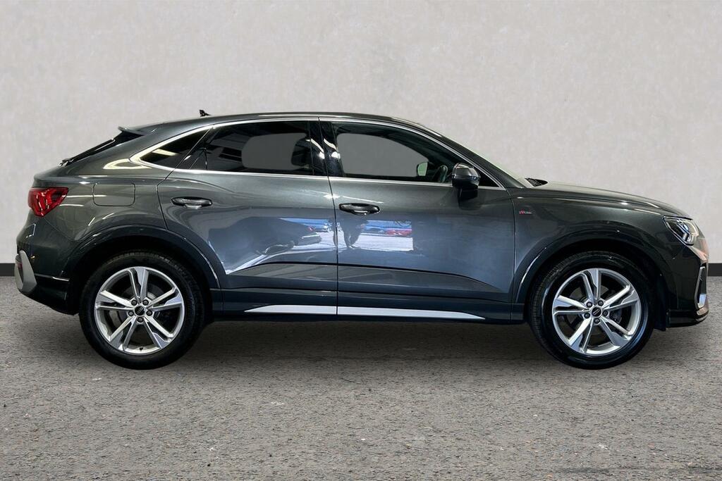 Audi Q3 S Line 35 Tfsi 150 Ps S Tronic Grey #4