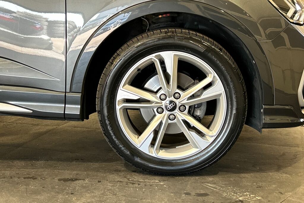 Audi Q3 S Line 35 Tfsi 150 Ps S Tronic Grey #5