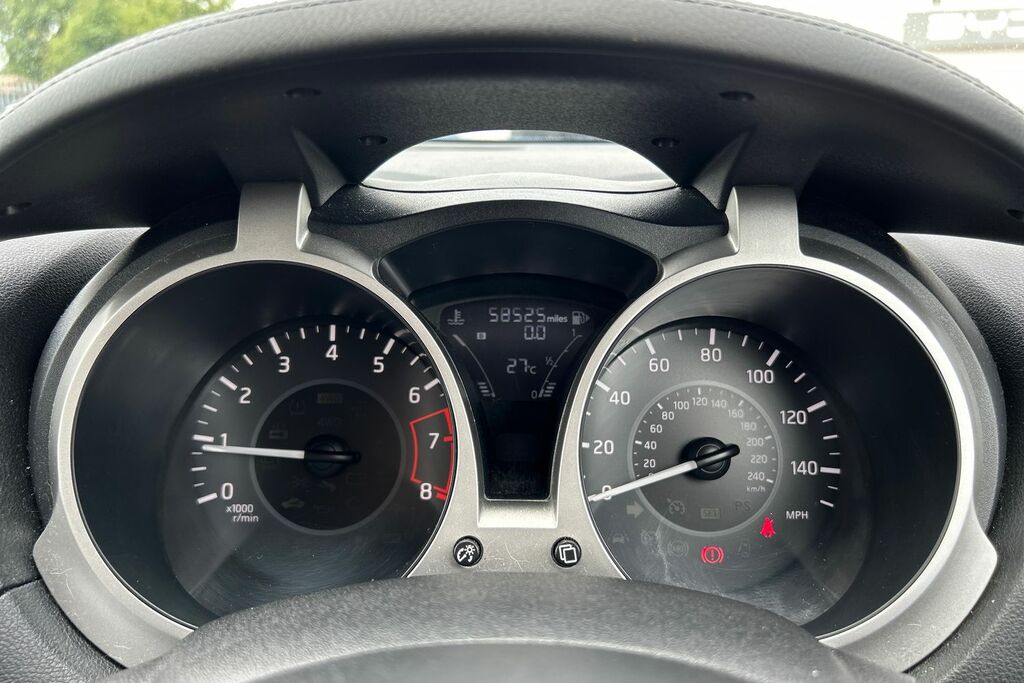 Nissan Juke Nissan Juke 1.6 112 Tekna Bose Cvt 2Wd Black #10