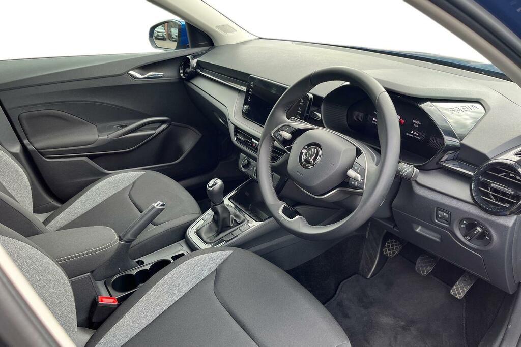 Skoda Fabia 1.0 Tsi 95Ps Se Comfort Blue #6