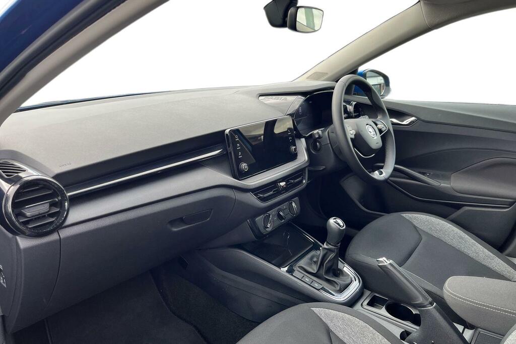 Skoda Fabia 1.0 Tsi 95Ps Se Comfort Blue #2