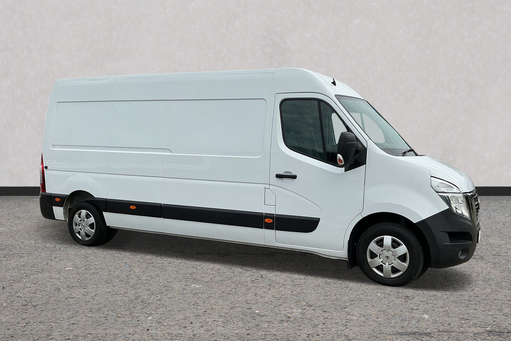 Nissan InterStar 2.3 Dci 135Ps H2 Tekna Van White #4