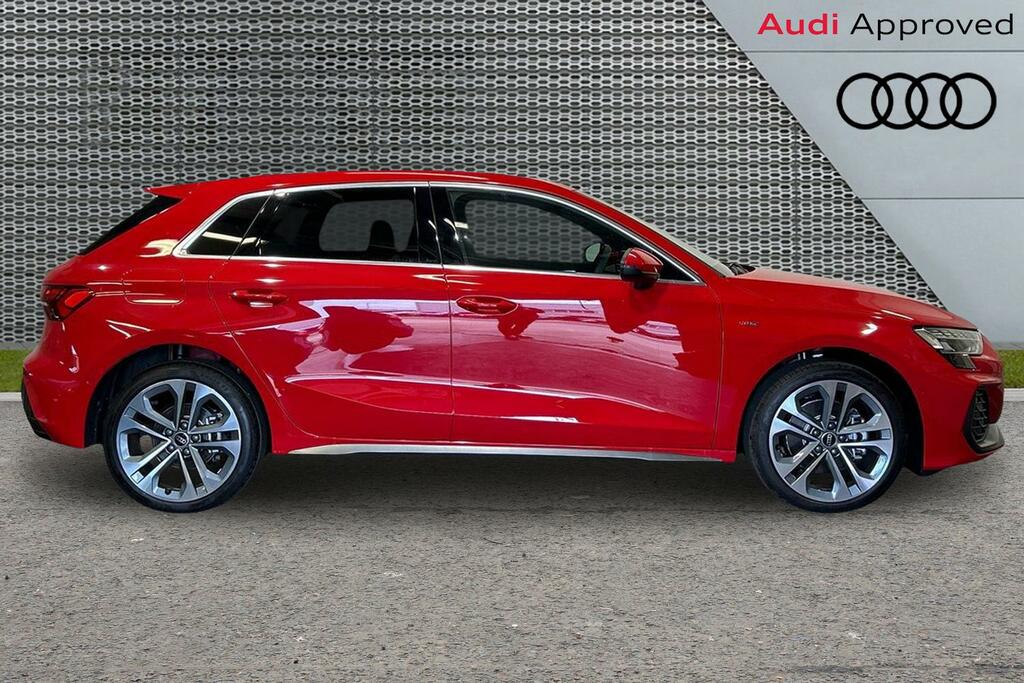 Audi A3 S Line Tfsi E 204 Ps S Tronic SW26HWV Red #4