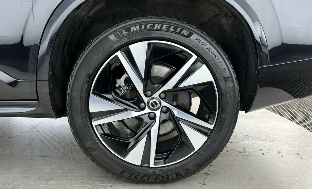 Volvo XC90 Recharge R-design, T8 Awd Plug-in Hybrid, 7 Seats Black #4
