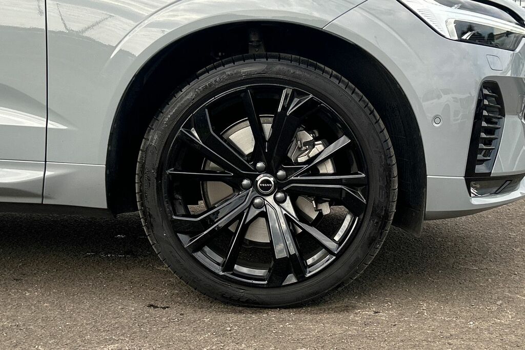 Volvo XC60 Ultra, T8 Awd Plug-in Hybrid, Dar Black #5