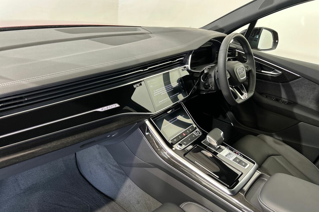 Audi Q7 Suv Black Edition Tdi Quattro 286 Ps Tiptronic Red #2