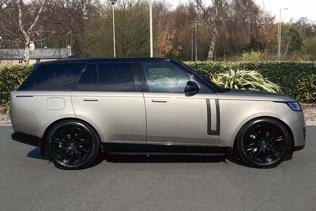 Land Rover Range Rover Land Rover Estate 4.4 P530 V8 Sv Blue #5