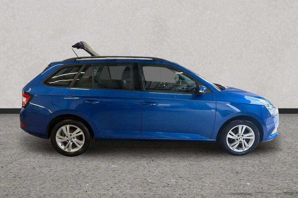 Skoda Fabia 1.0 Tsi Se Blue #4