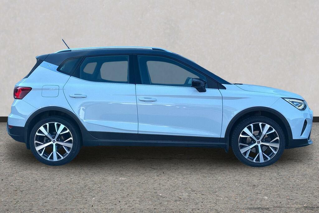Seat Arona 1.0 Tsi 110 Xperience Lux Dsg White #4