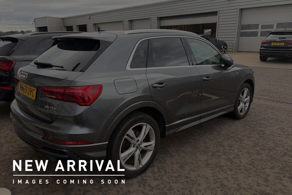 Audi Q3 S Line 35 Tdi Quattro 150 Ps 6-Speed Grey #3