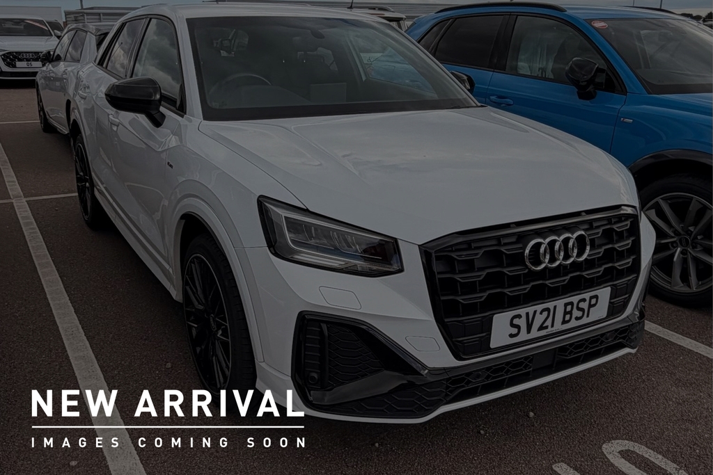 Audi Q2 Black Edition 35 Tfsi 150 Ps S Tronic White