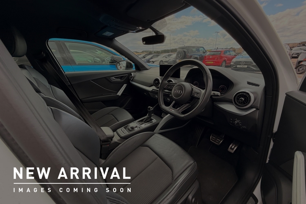 Audi Q2 Black Edition 35 Tfsi 150 Ps S Tronic White #2