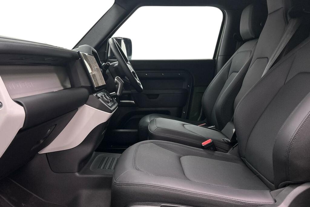 Land Rover Defender D250 Hard Top S #3