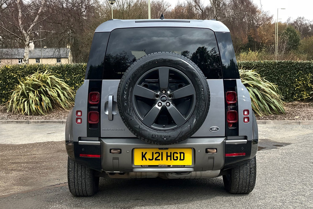 Land Rover Defender 110 D250 X-dynamic Hse Grey #6