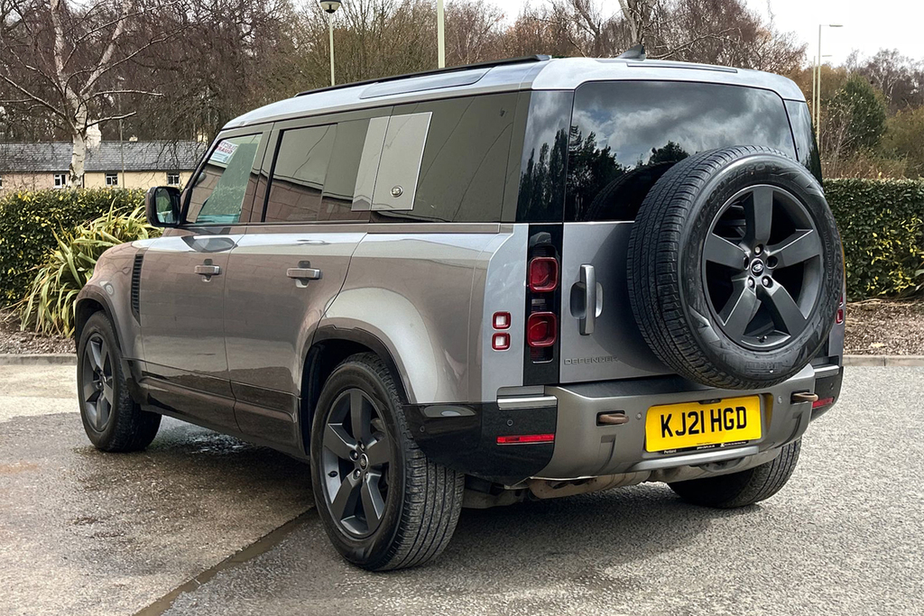 Land Rover Defender 110 D250 X-dynamic Hse Grey #2