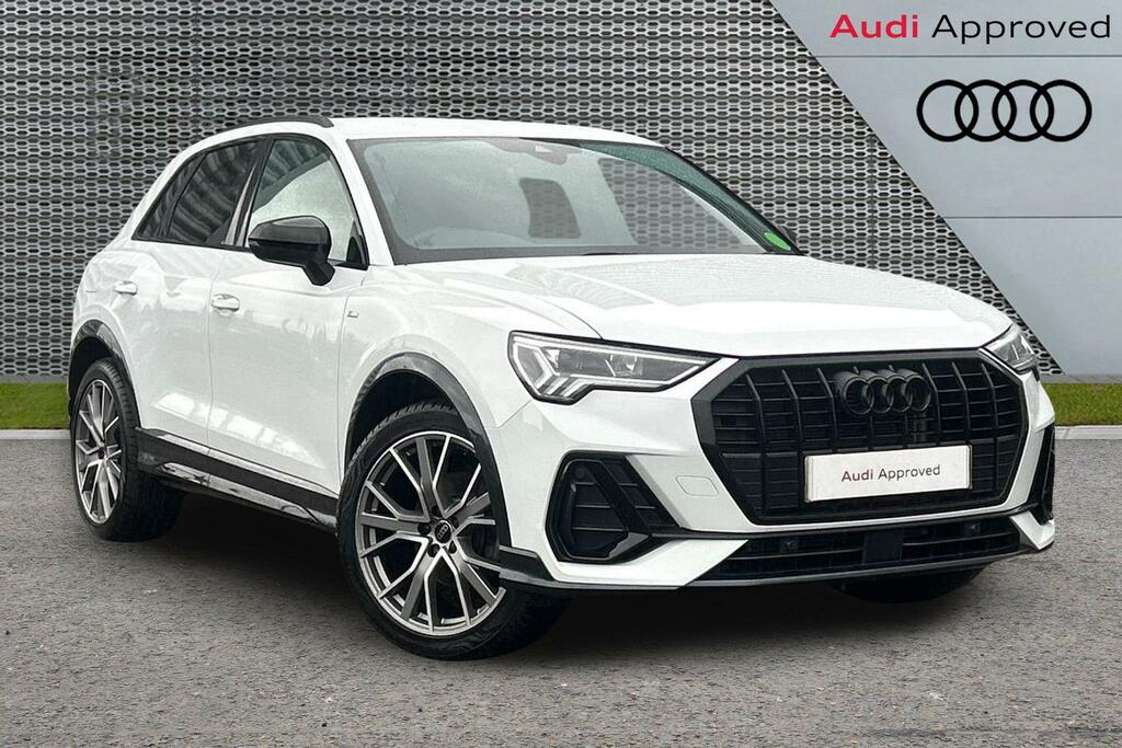 Audi Q3 Black Edition 35 Tfsi 150 Ps S Tronic White
