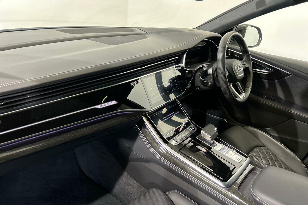 Audi Q8 Suv Vorsprung 50 Tdi Quattro 286 Ps Tiptronic SR25AGU White #2