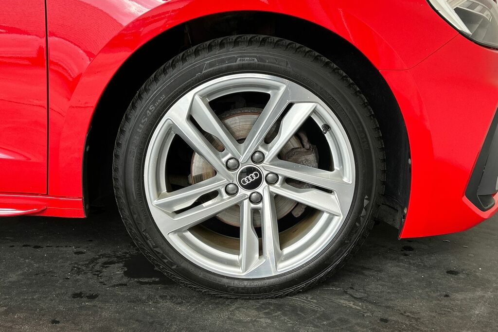 Audi A1 S Line 30 Tfsi 110 Ps 6-Speed SV21YOP Red #5