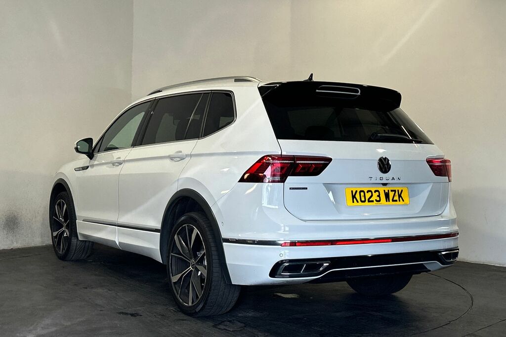 Volkswagen Tiguan Allspace 2.0 Tdi R-line Dsg White #3