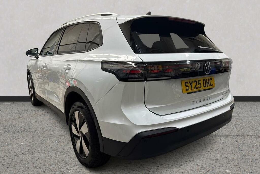 Volkswagen Tiguan 1.5 Tsi Ehybrid Match Dsg White #3