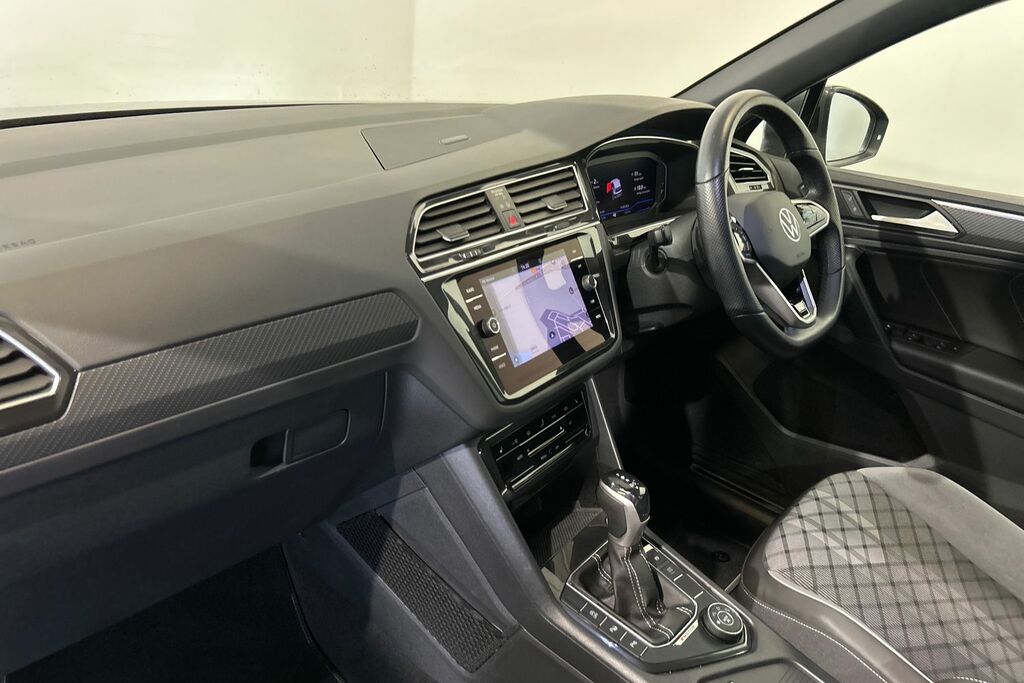 Volkswagen Tiguan Volkswagen Tiguan Estate 1.5 Tsi 150 R-line Ds Grey #2