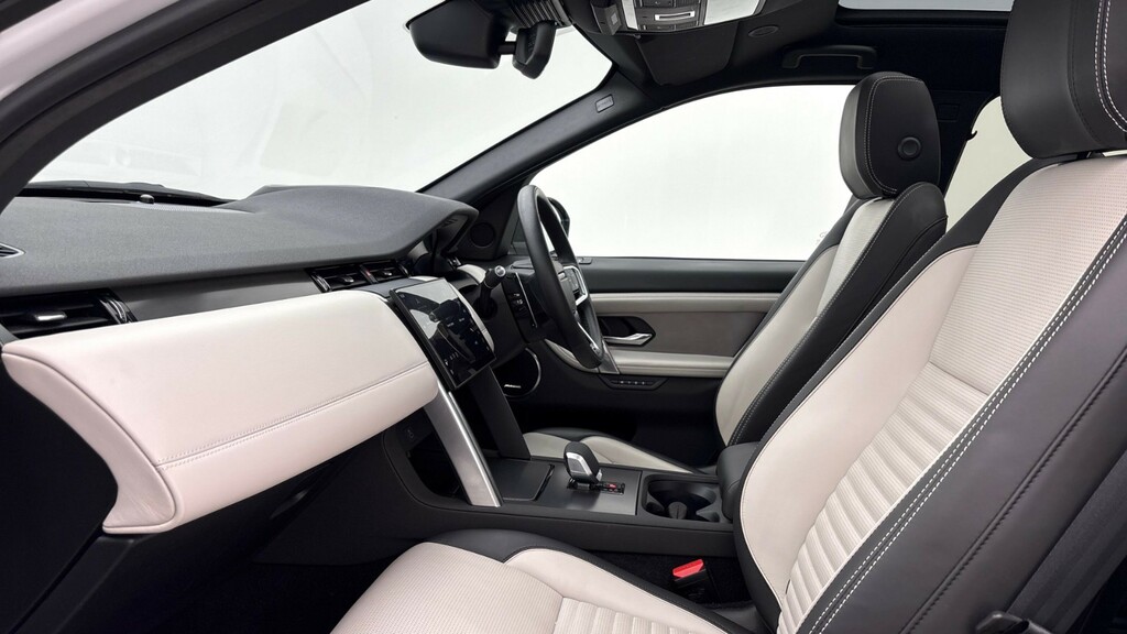 Land Rover Discovery Sport D200 Dynamic Hse White #3