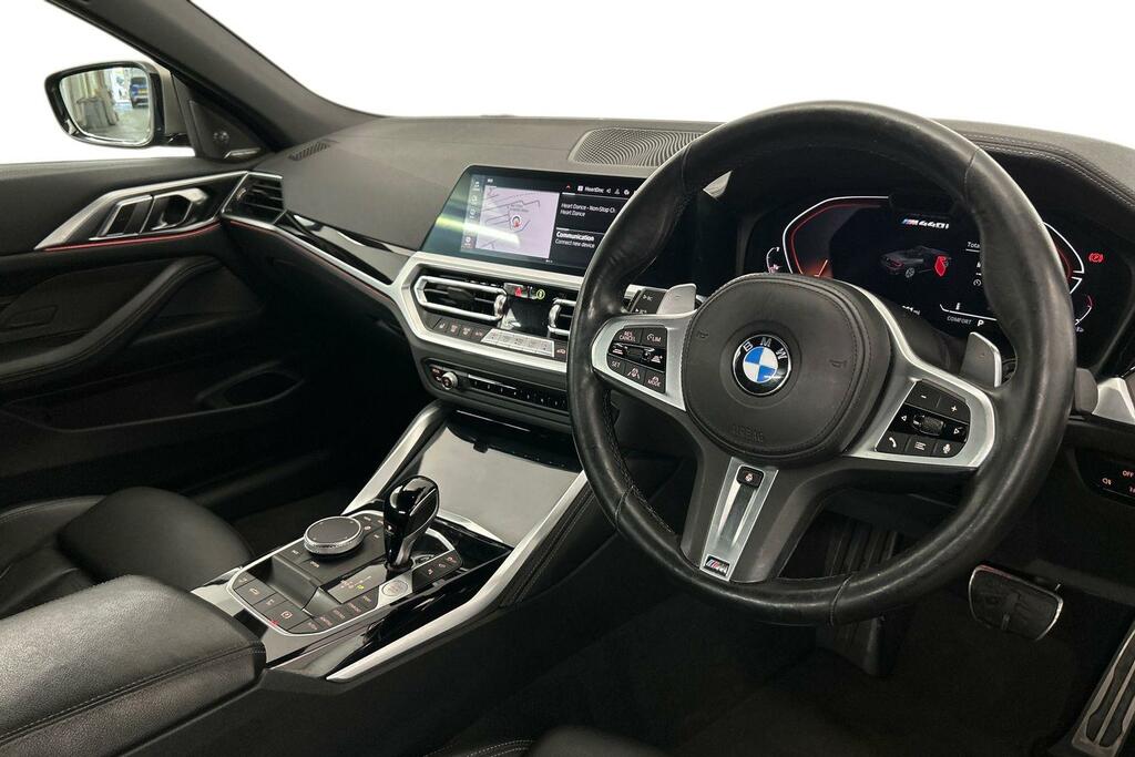 BMW 4 Series M440i Xdrive Convertible Red #6