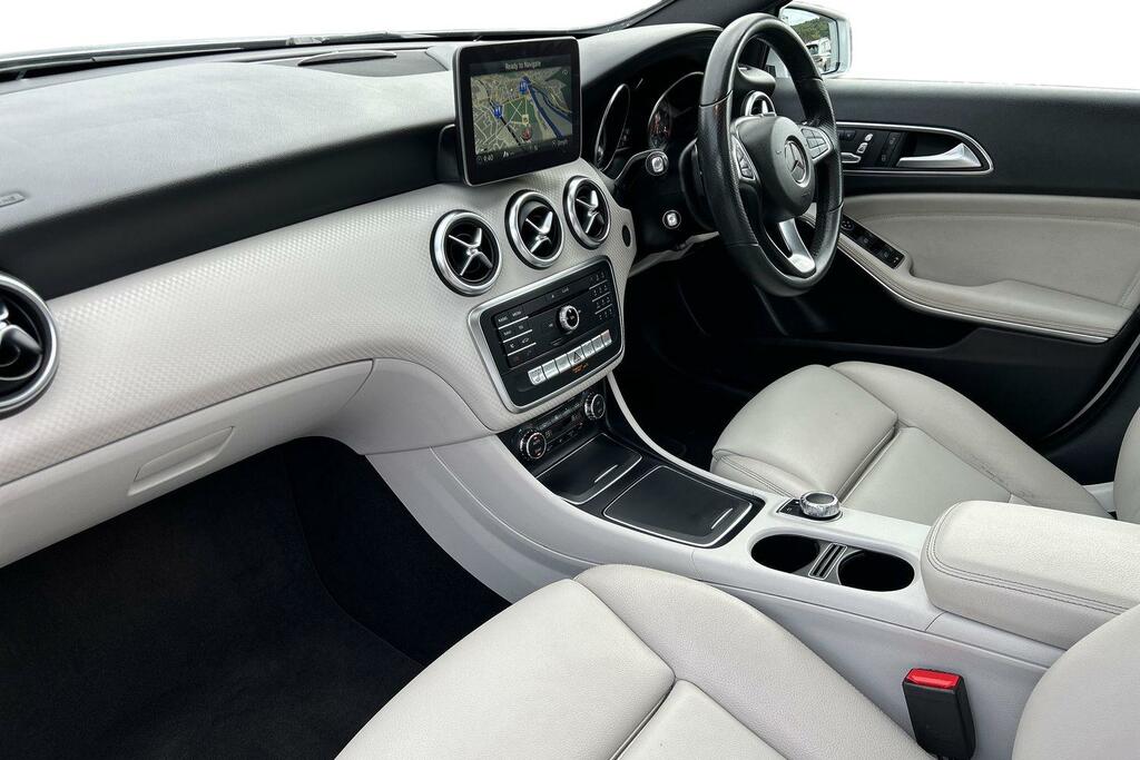 Mercedes-Benz A Class A200d Sport Premium Plus KU67XVB Silver #2