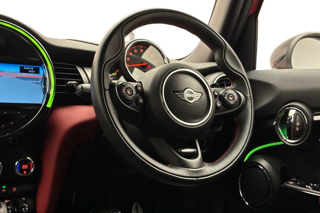 Mini Hatch 5-Door Cooper S DA17UMR Red #5