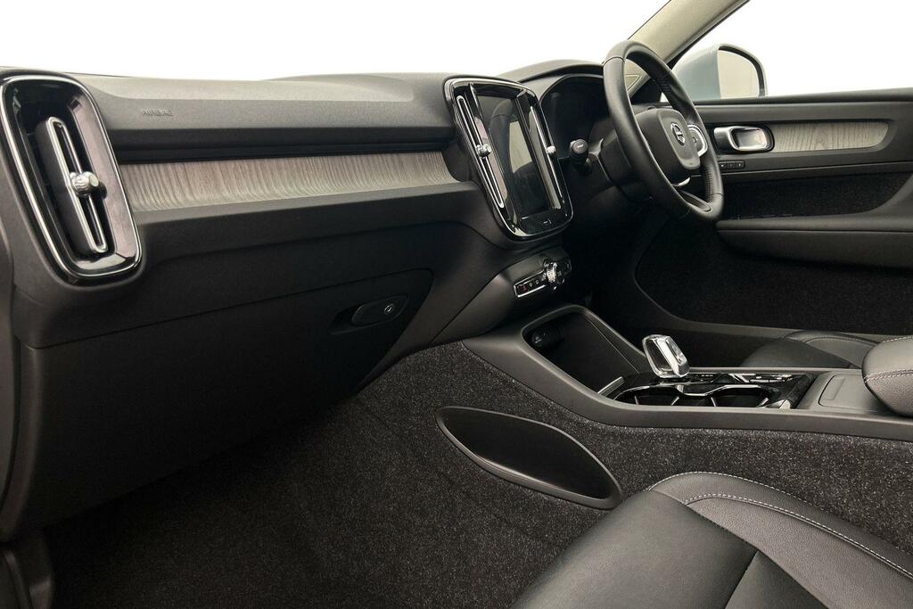 Volvo XC40 D3 Inscription Silver #2